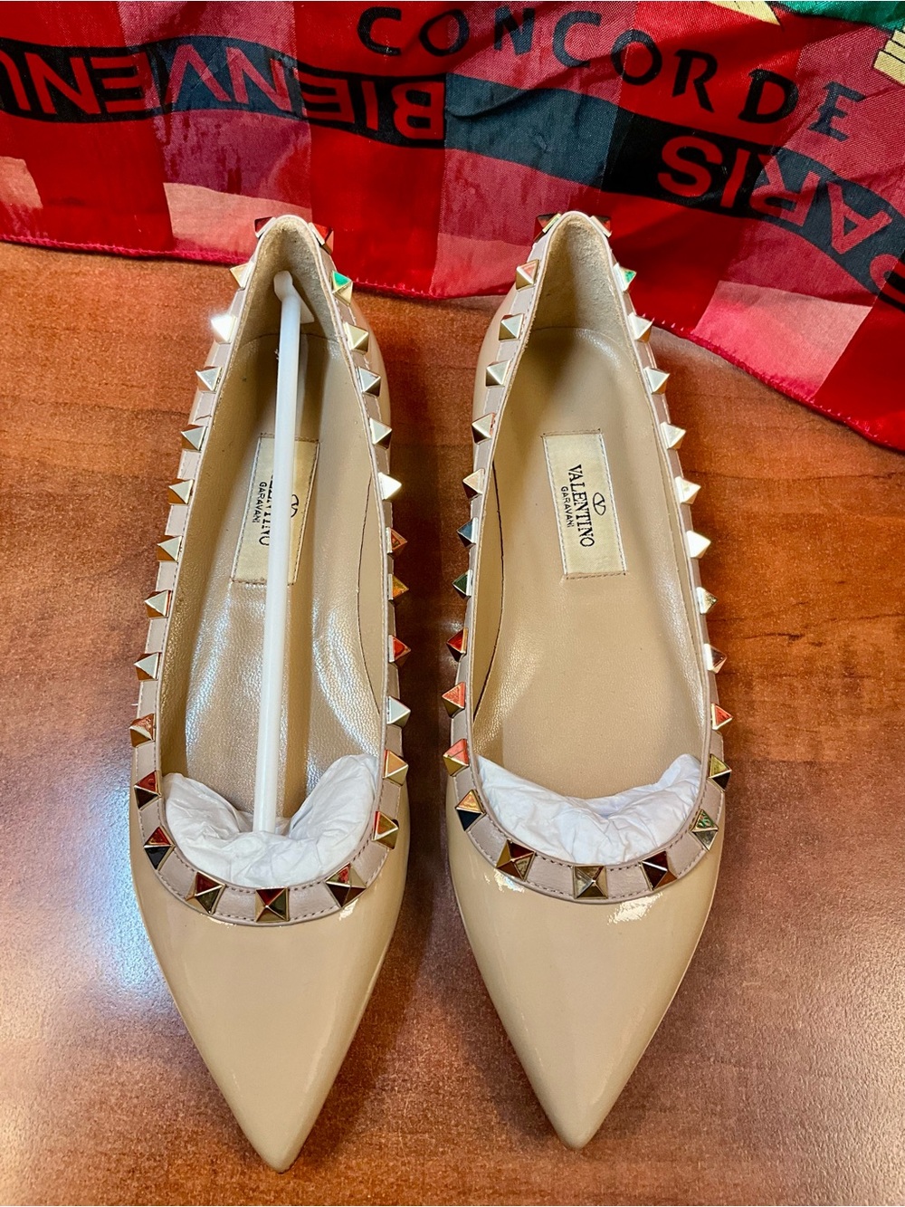 Valentino Garavani Nude Patent Leather Rockstud Pointed Flats